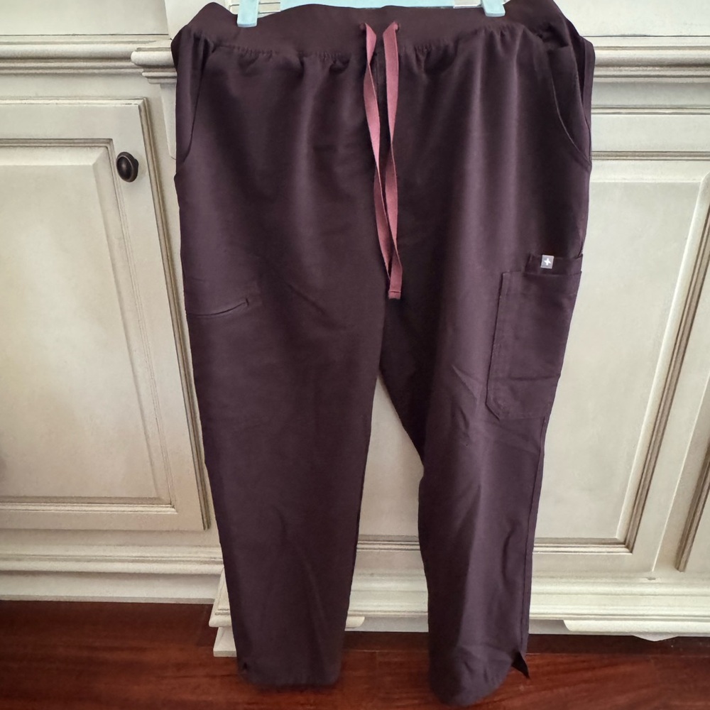 Figs Brown Pants espresso